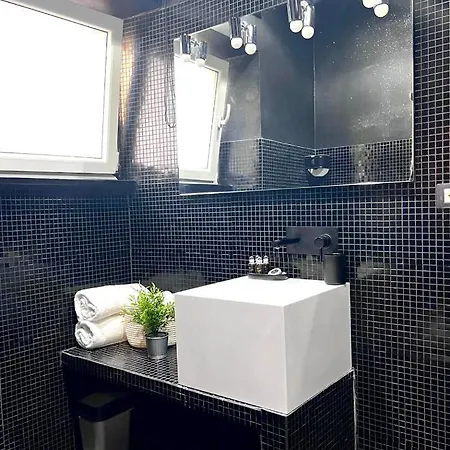 My In Piccolomini Apartmán *
