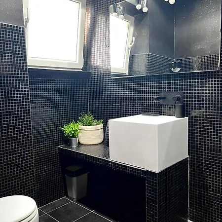 My In Piccolomini Apartmán *